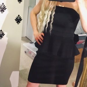 White House l Black Market peplum dress